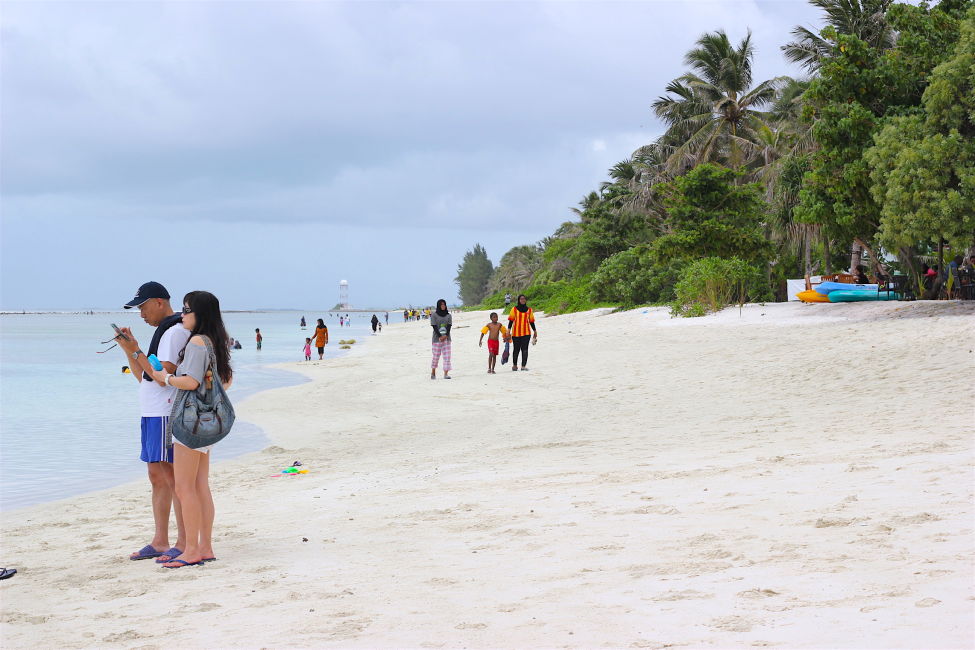 hulhumale-beach