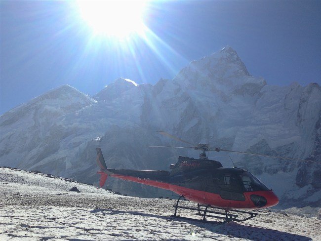 helicopter ride to everest