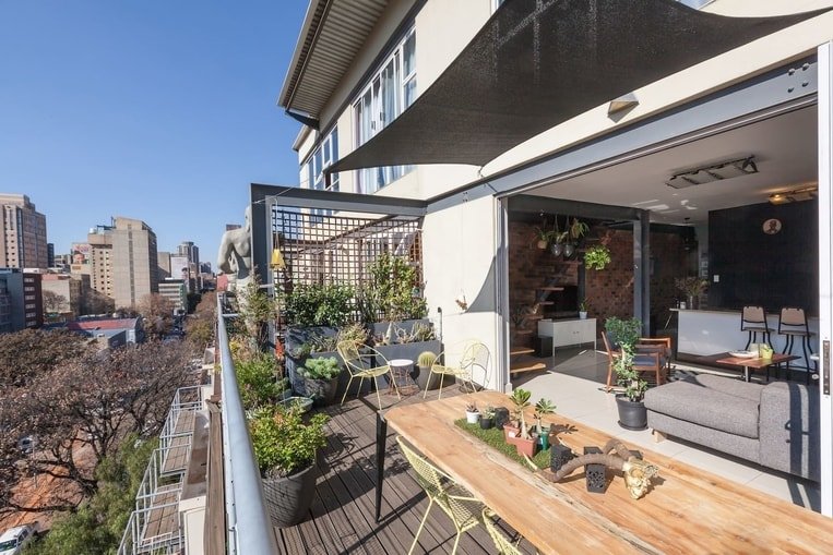 johannesburg airbnb patio