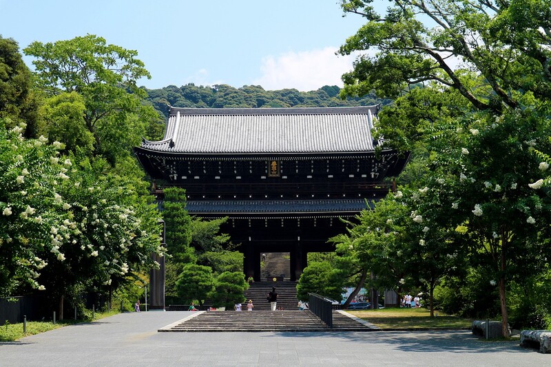 Entrance to temple in Kyoto Japan